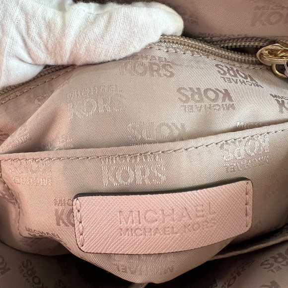 Michael kors pink large crossbody/hand dome bag - Picture 9 of 11